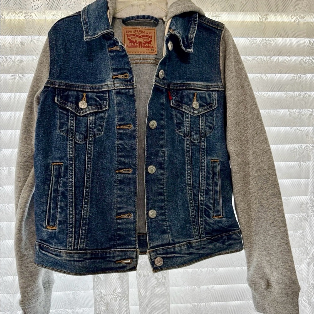 Levi's Hybrid Trucker Jacket with Gray Sleeves XS